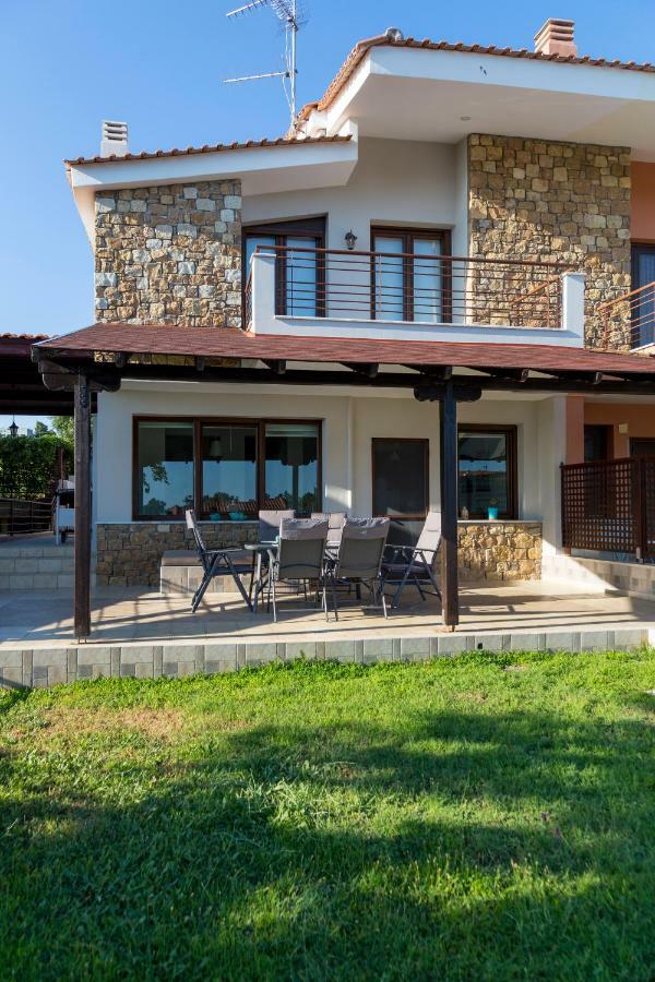 Villa Kristin 2 - 2Min Walk To Great Sandy, Shallow Beach ニキティ エクステリア 写真