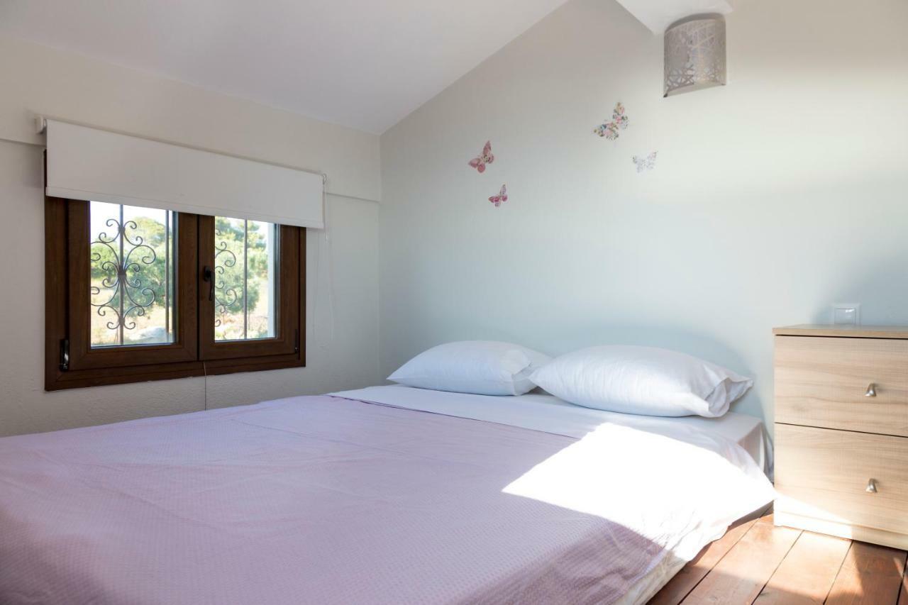 Villa Kristin 2 - 2Min Walk To Great Sandy, Shallow Beach ニキティ エクステリア 写真