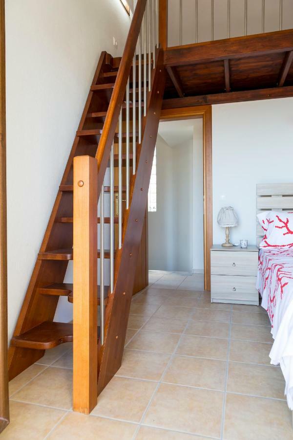 Villa Kristin 2 - 2Min Walk To Great Sandy, Shallow Beach ニキティ エクステリア 写真